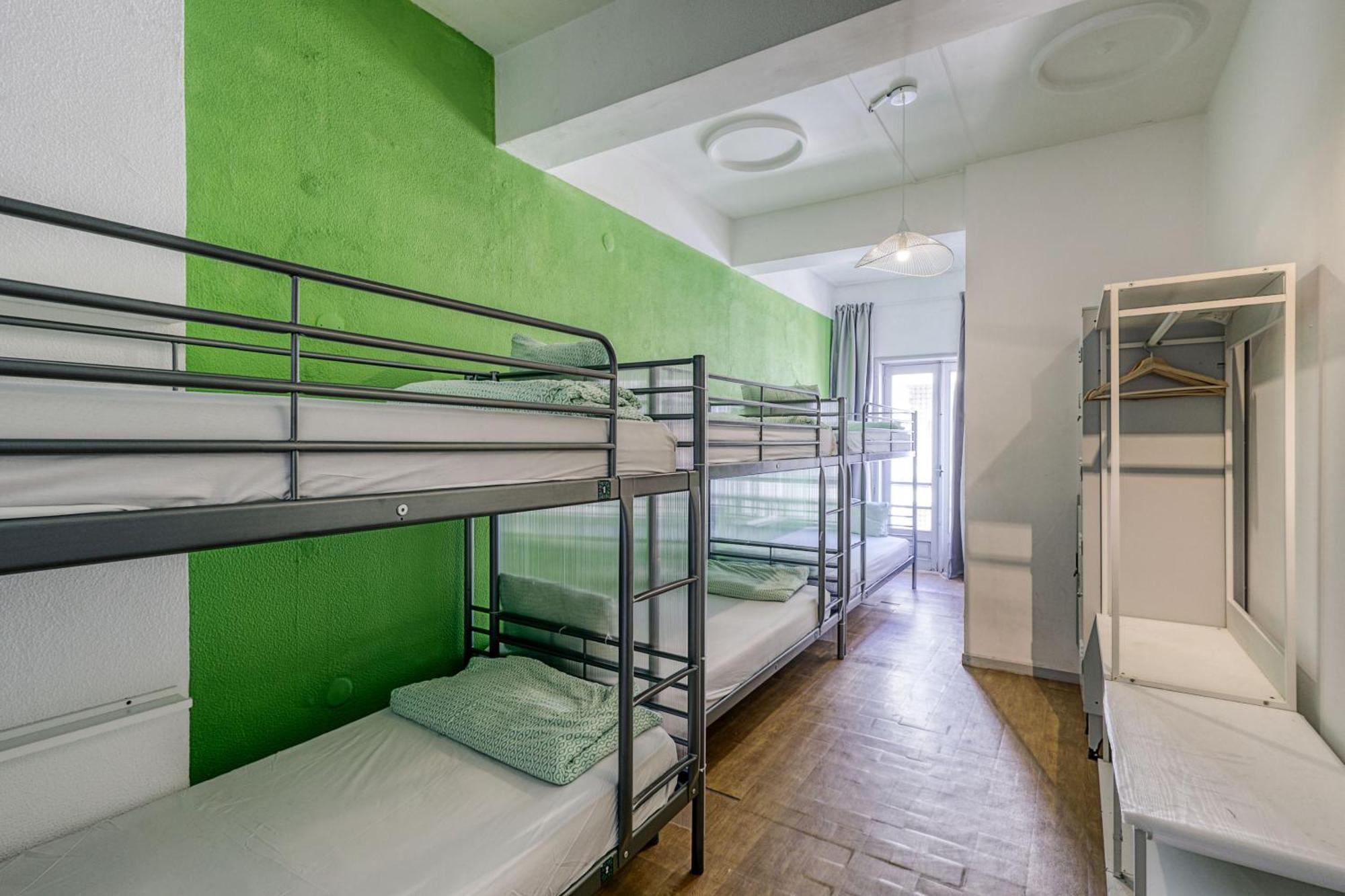 Travel & Live Porto Hostel Номер фото